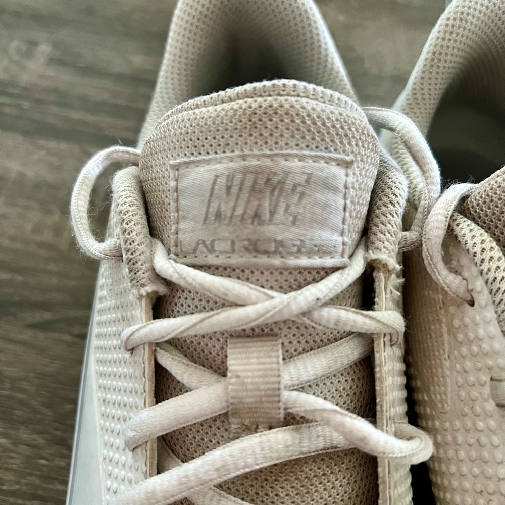 Nike Huarache Youth Lacrosse Cleats White Size 5Y • Fast Sale • Great Condition​ - Picture 2 of 7